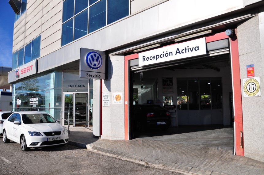 Entrada taller Fecosauto SEAT y Volkswagen Entrada taller Fecosauto SEAT y Volkswagen